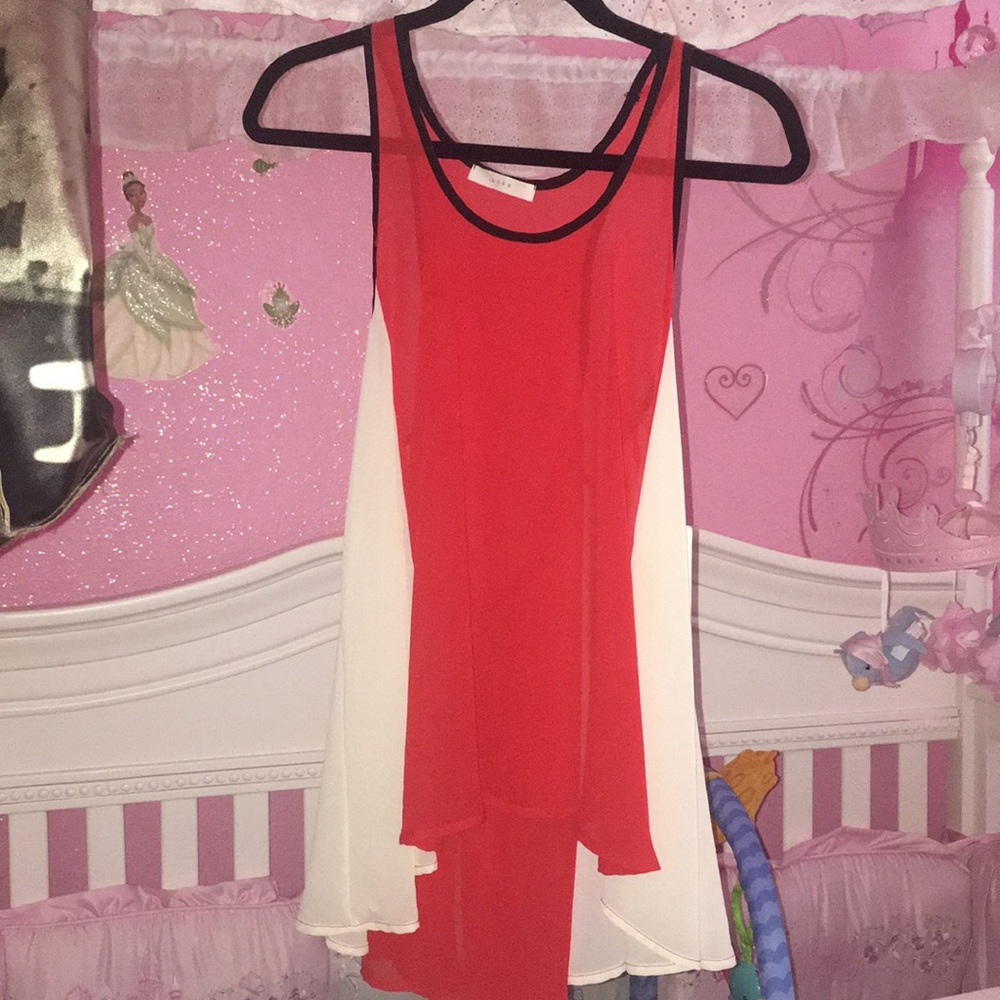 Super cute top!!